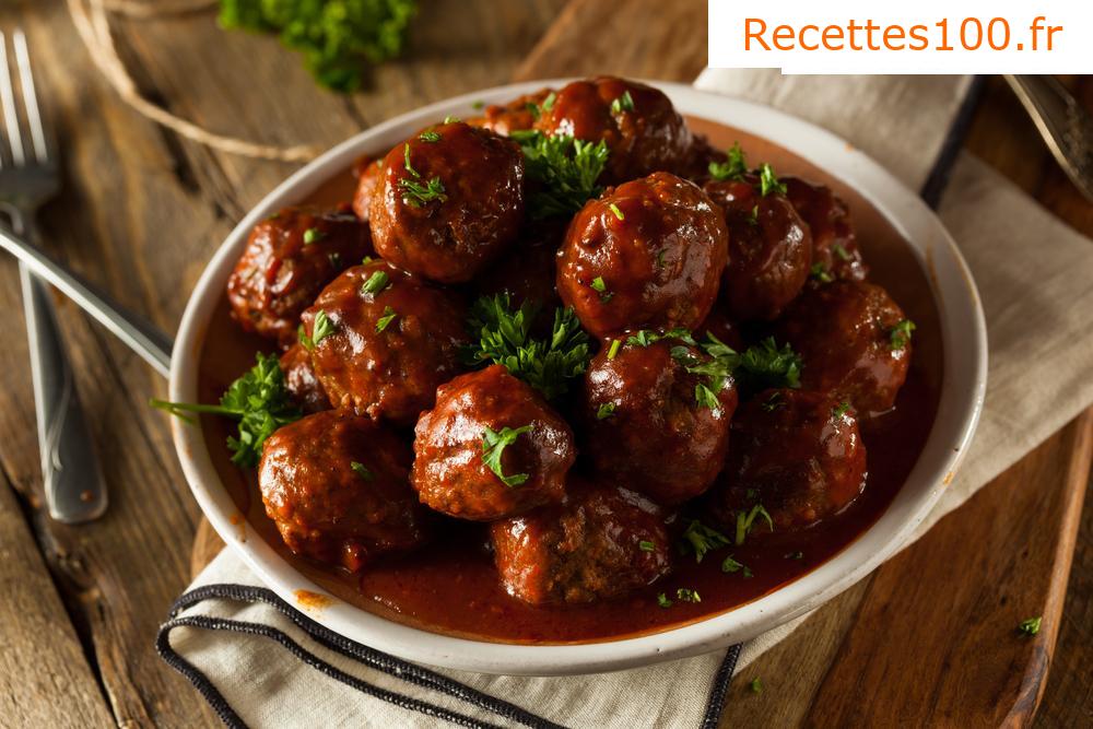Boulettes de viande avec des haricots