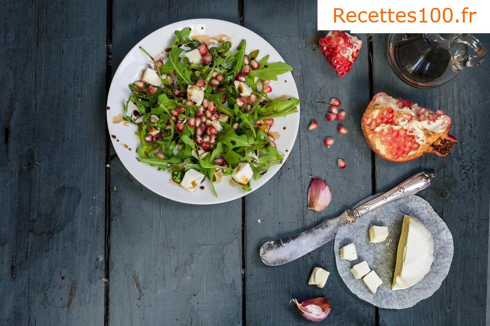 Champignons avec légumes dans une marinade aigre-douce