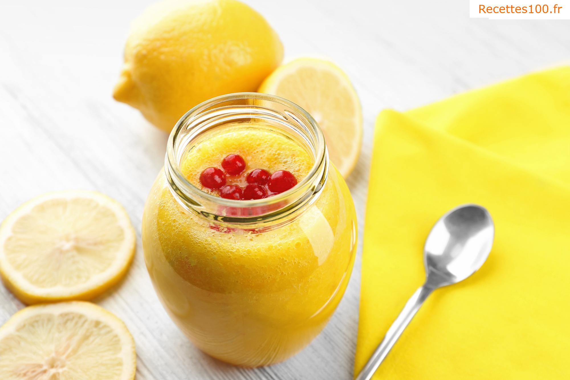 Compote de fruits avec pudding