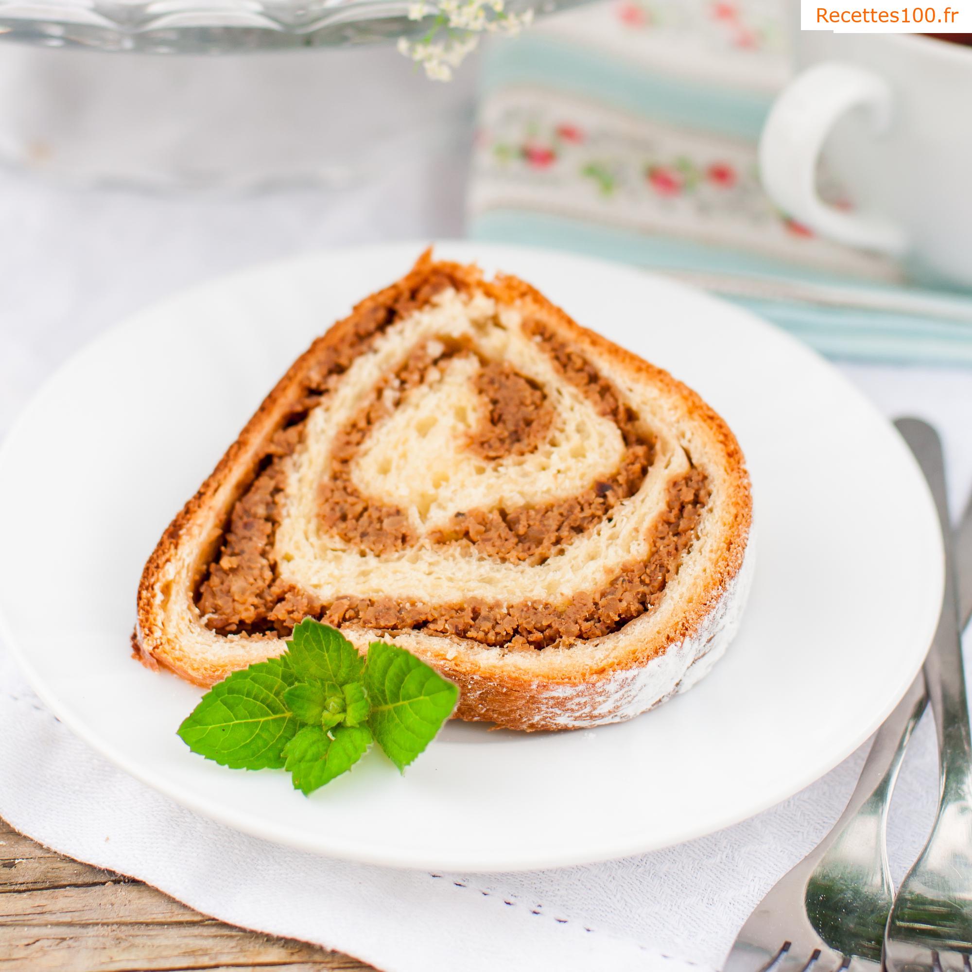 Gâteau roulé aux noix