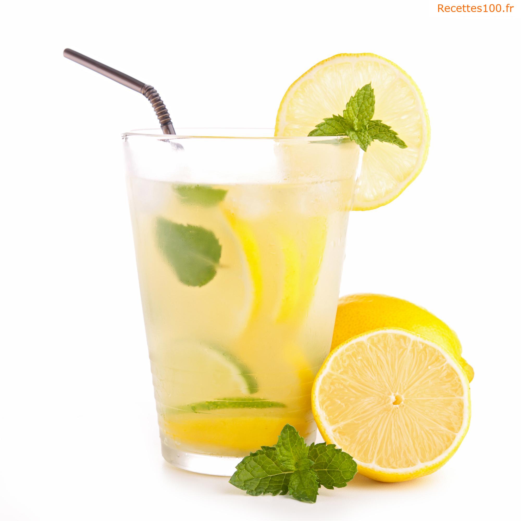 Limonade rafraîchissante à la menthe