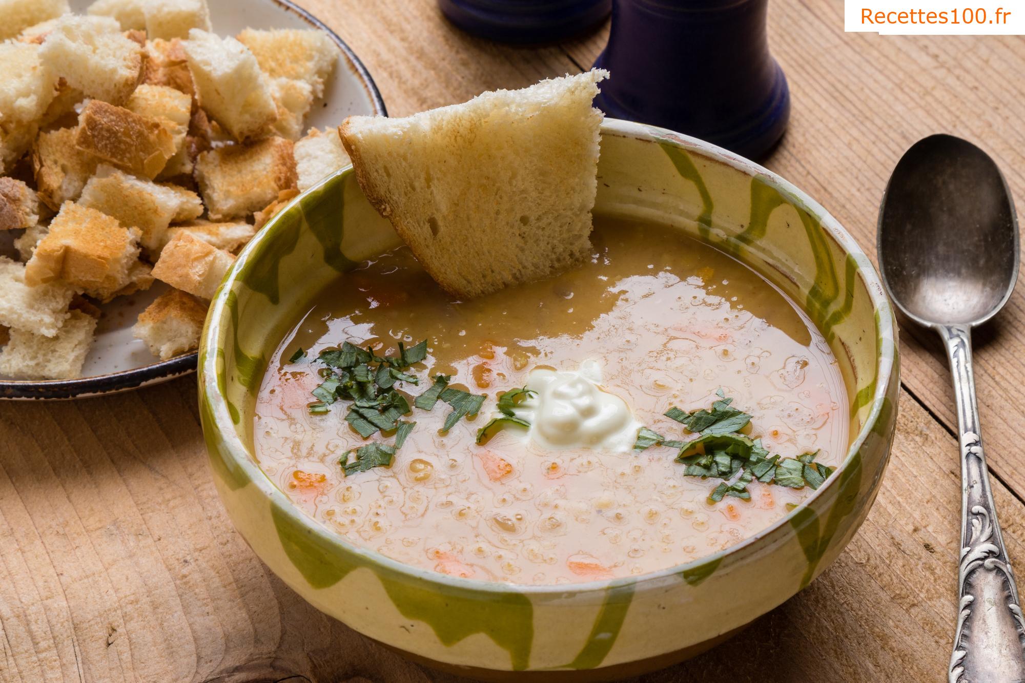 Soupe de lentilles au marjolaine