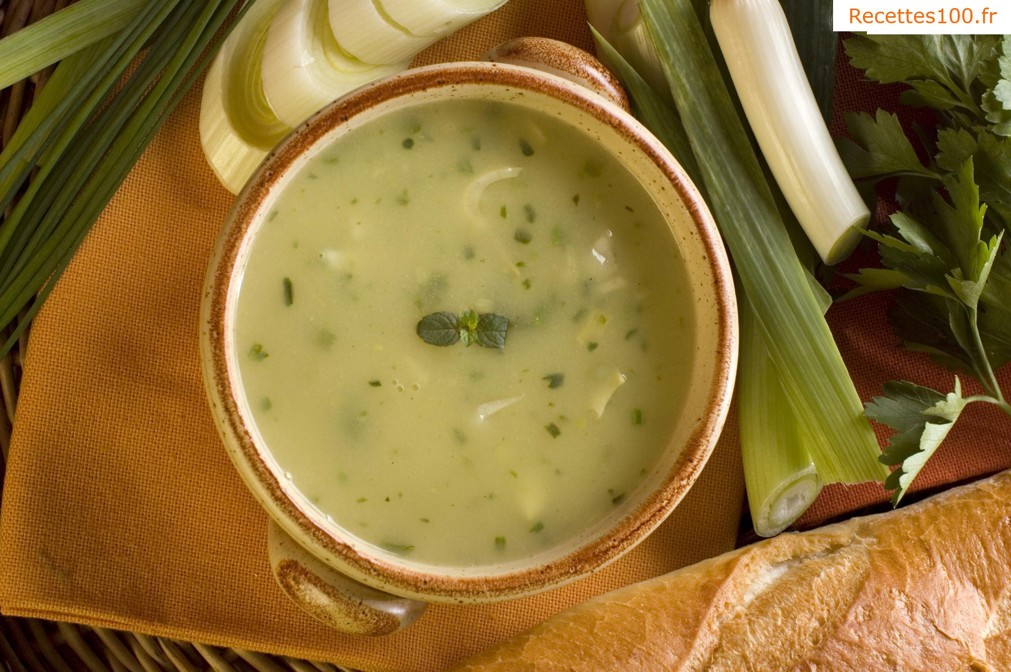 Soupe de poireaux au fromage fondu