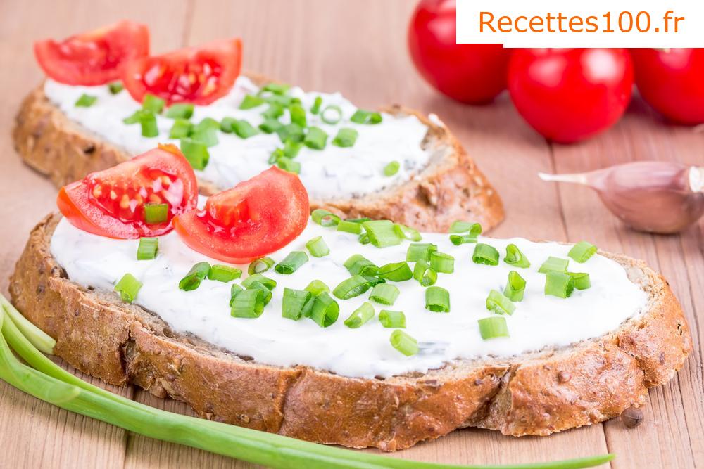 Tartinade aux œufs, fromage et ail